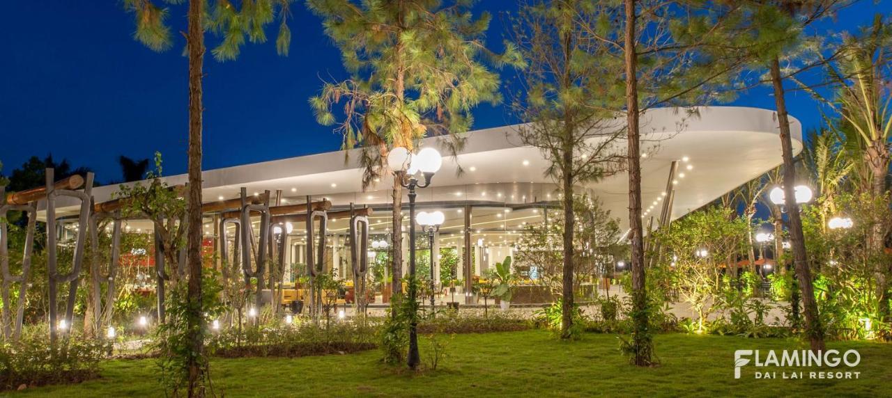 Flamingos Dai Lai Resort - Luxury Ngoc Quang エクステリア 写真
